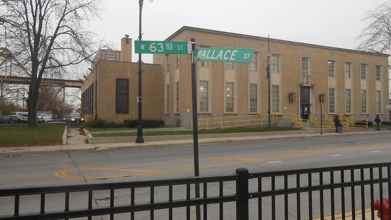 The post office at 611 West 63rd Street in Englewood, Chicago
