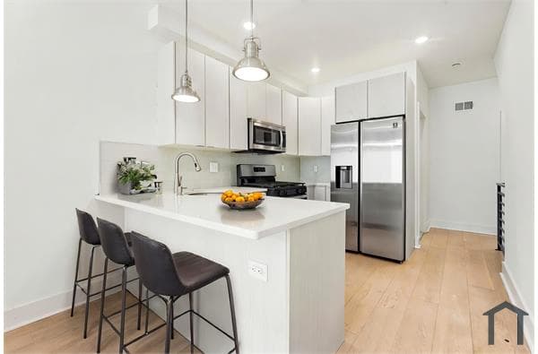 3BR apartment in Kensington