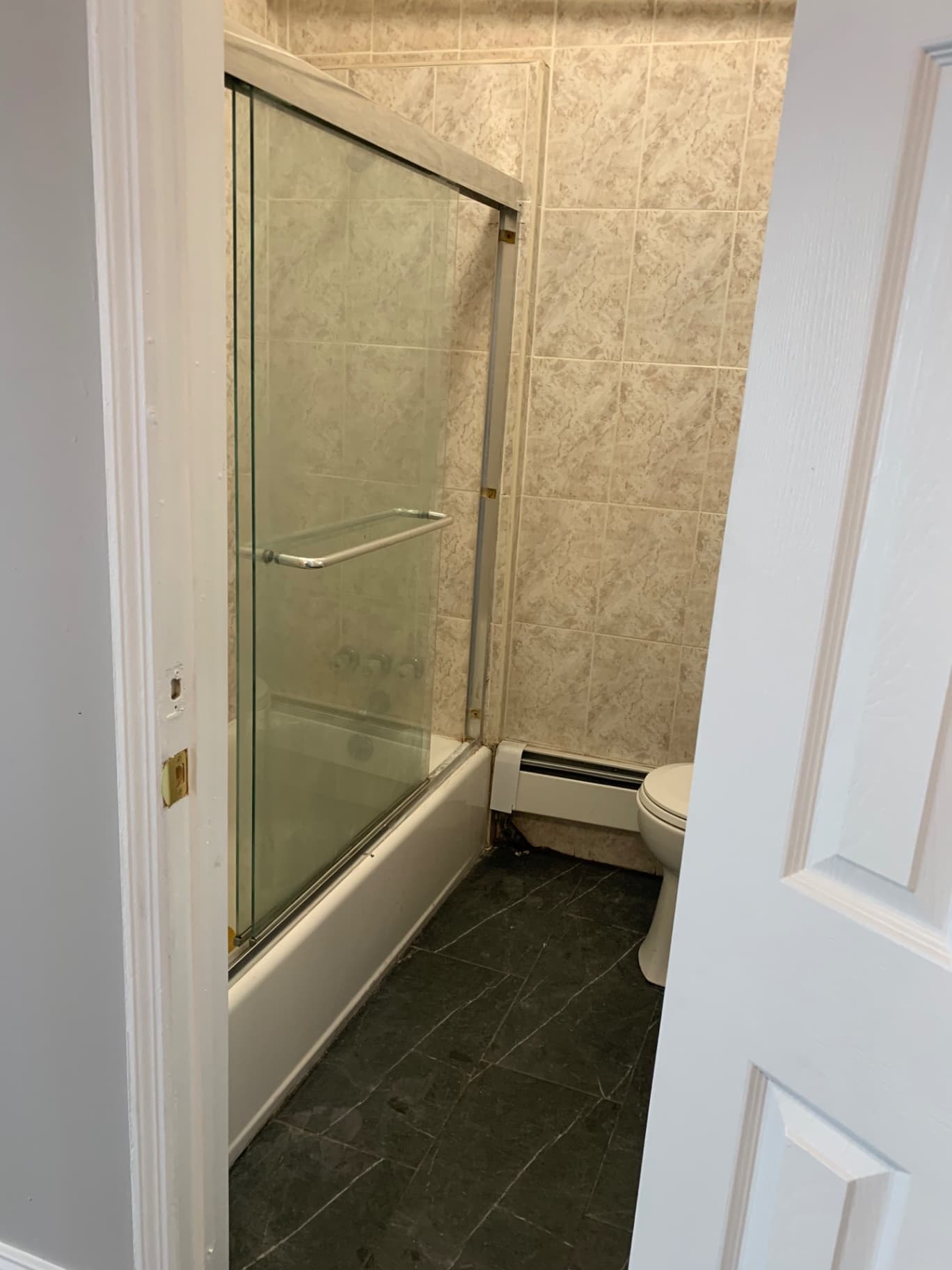 2BR apartment in Far Rockaway