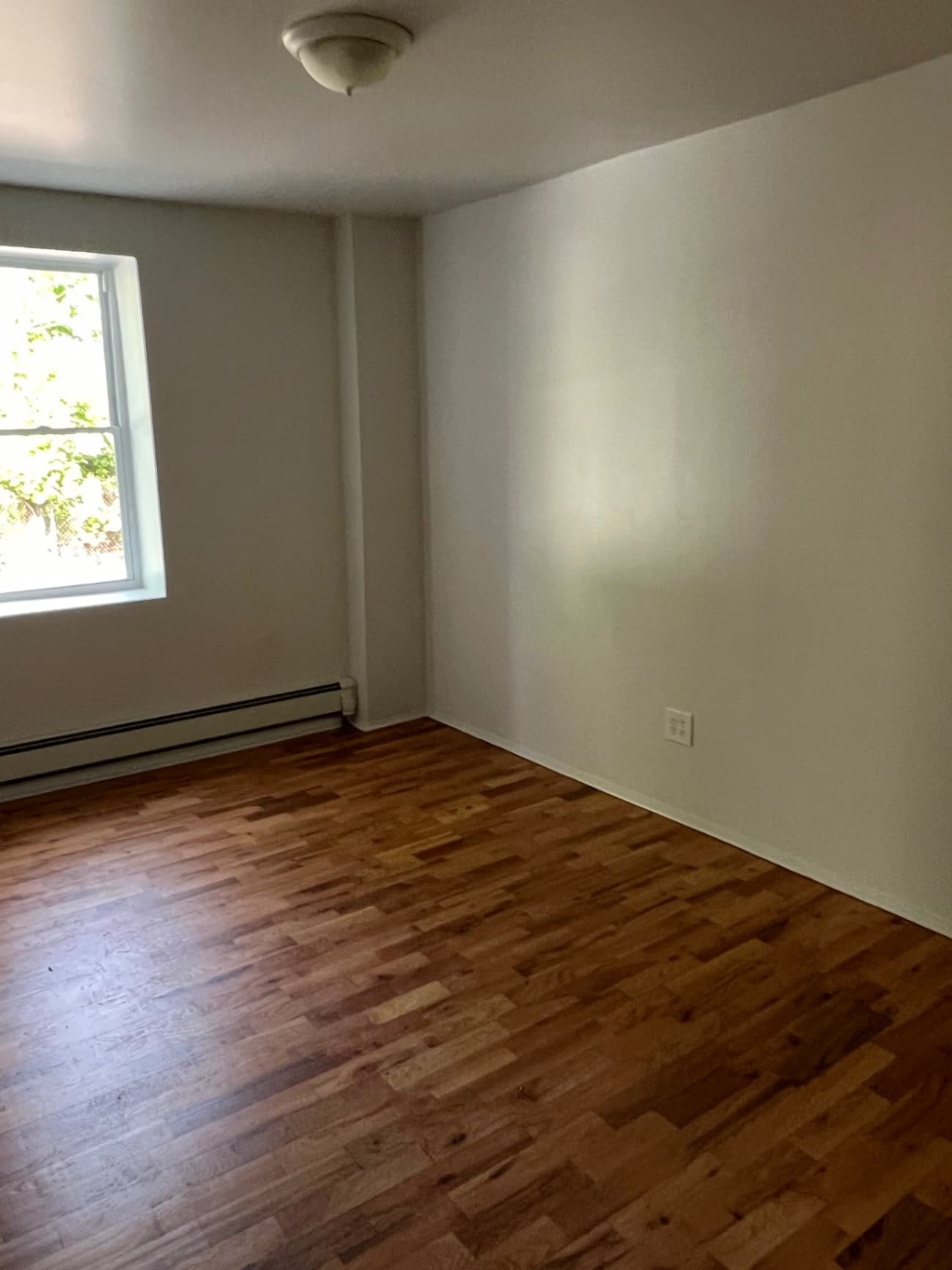 2BR apartment in Mariners Harbor