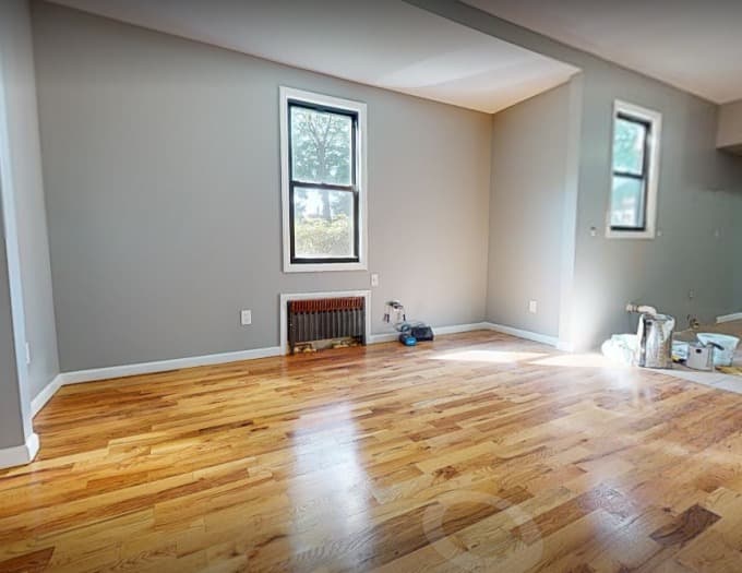 4BR apartment in Staten Island