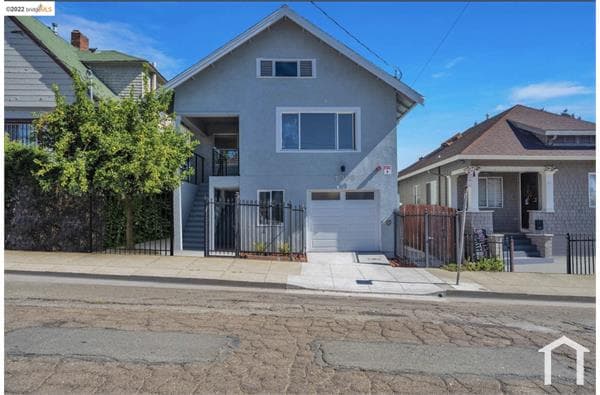 5BR apartment in Clinton