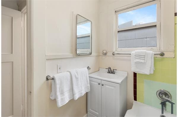 1BR apartment in Chinatown