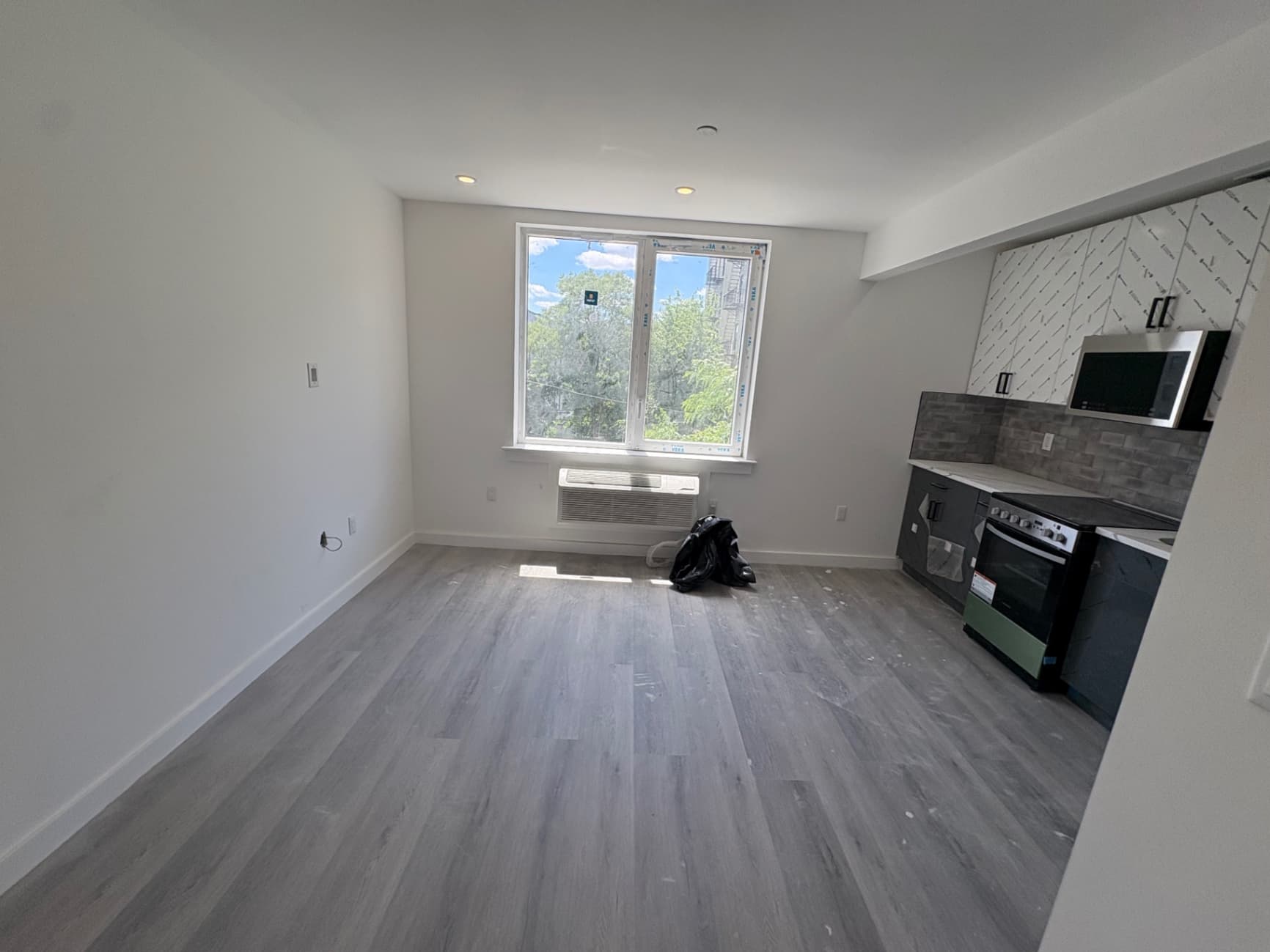 0BR apartment in Highbridge