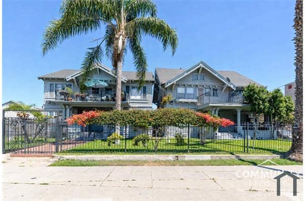 5432 S Figueroa St