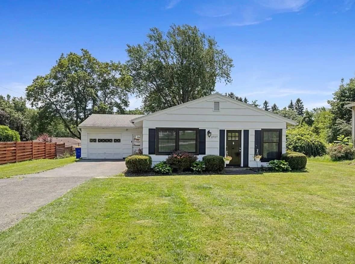 2727 Chili Ave