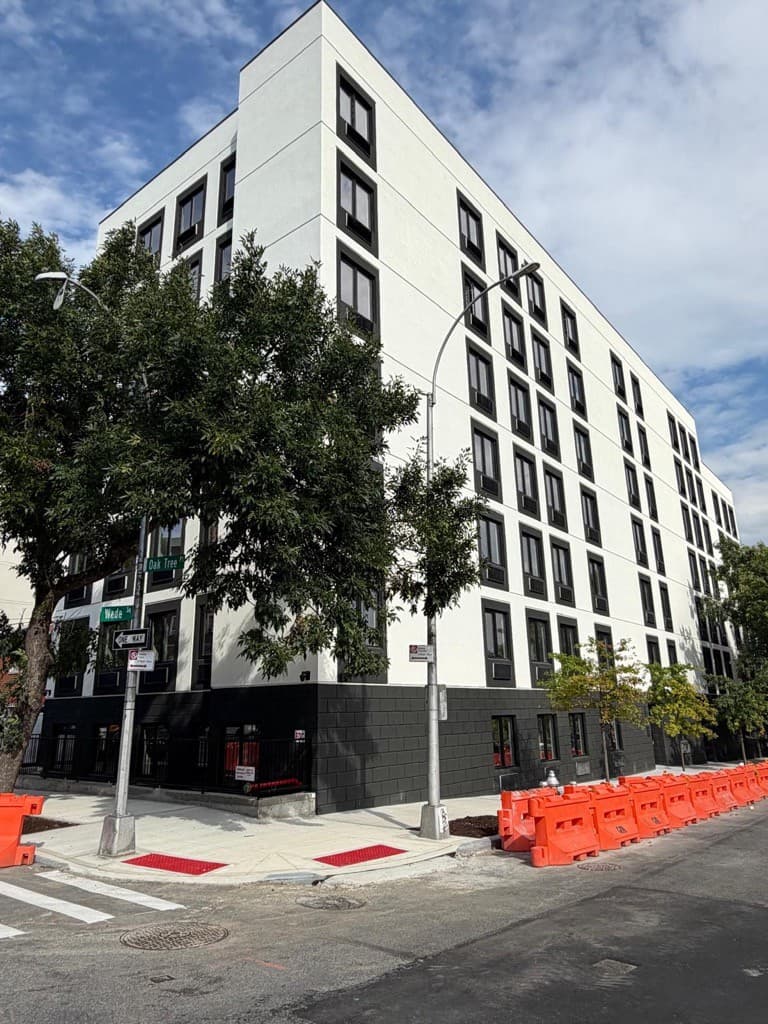 2 Wade Sq, Bronx, NY 10457, USA - Image 1