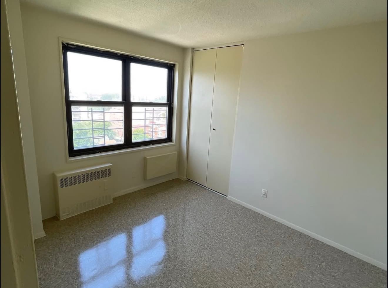 1BR apartment in Morris Heights