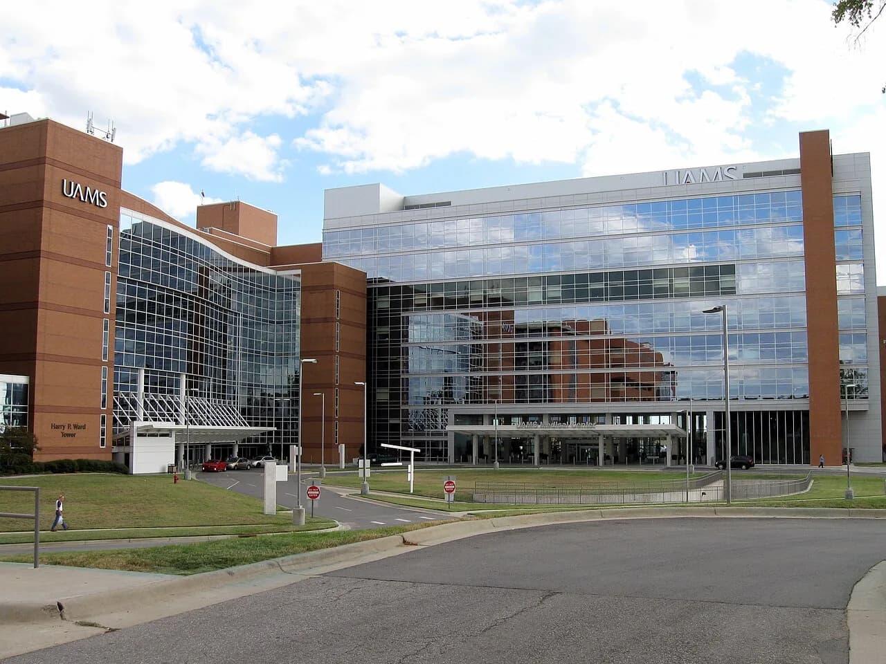 UAMS Medical Center entrance and hospital buildings in Little Rock