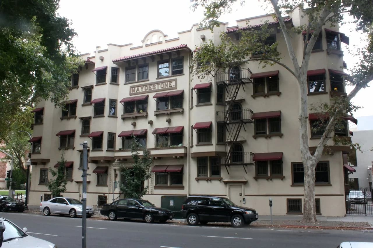 Historic Maydestone apartment building at Fifteenth and J Streets in Sacramento