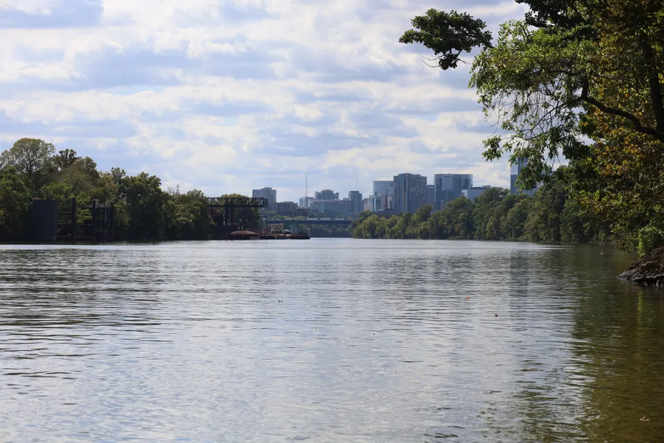 Nashville skyline from Shelby Park