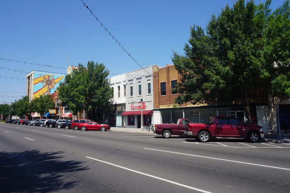 East Main Street buildings in Norman