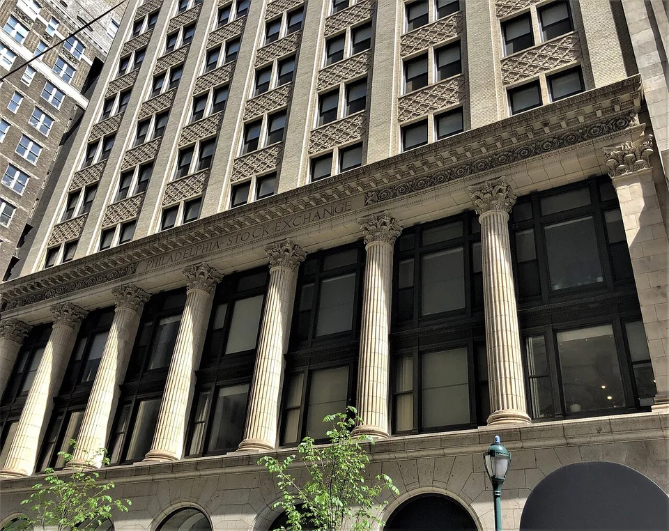 Facade of the former Philadelphia Stock Exchange building on Walnut Street.